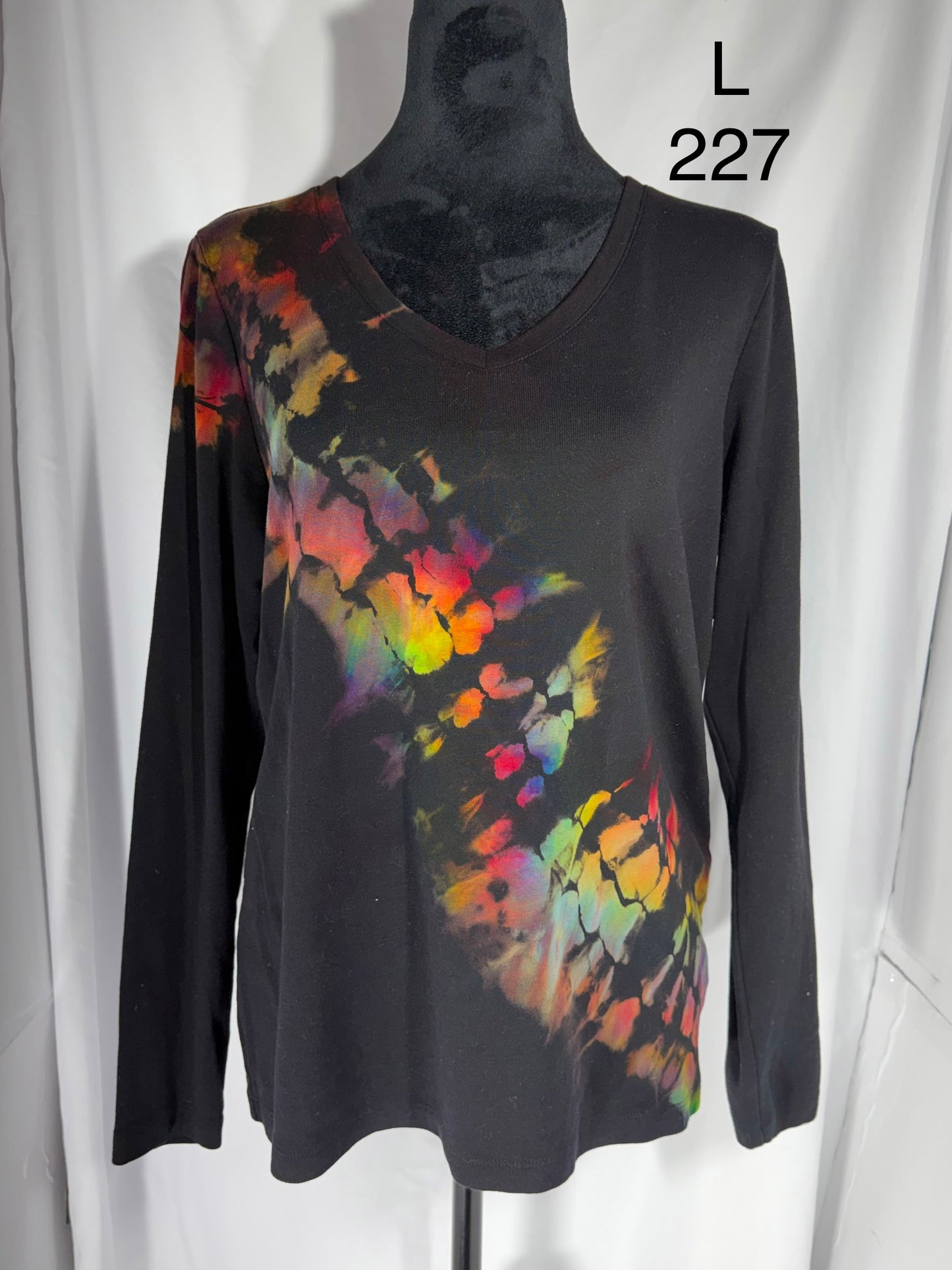 L Women's Long Sleeve Cotton V-neck Top #227